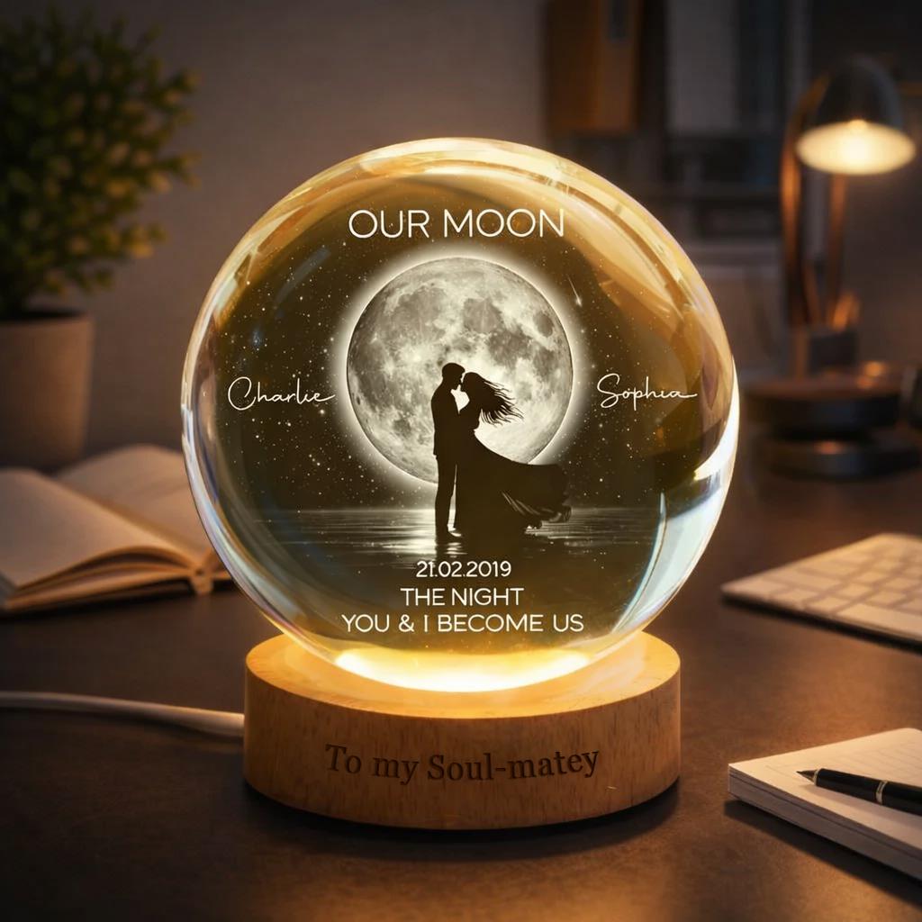 Couple Kissing Under the Moonlight, Custom Moon Phase by Date,  Personalized Crystal Ball Night Light, Valentine's Day Gift for Her, for Him
