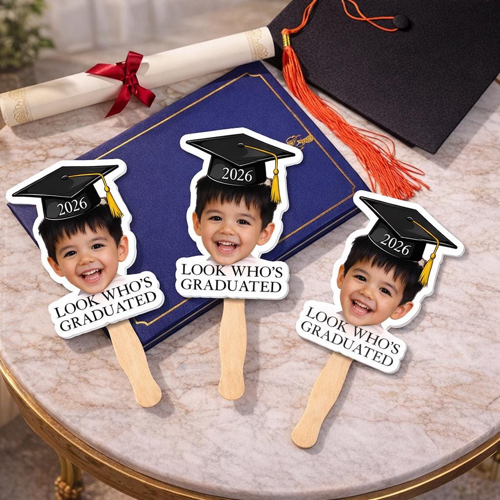 Custom Childhood Photo Graduation Handheld Fan,Personalized Graduation Gift,Class Of 2026 Senior Bestie Prop,Funny High School College Grad
