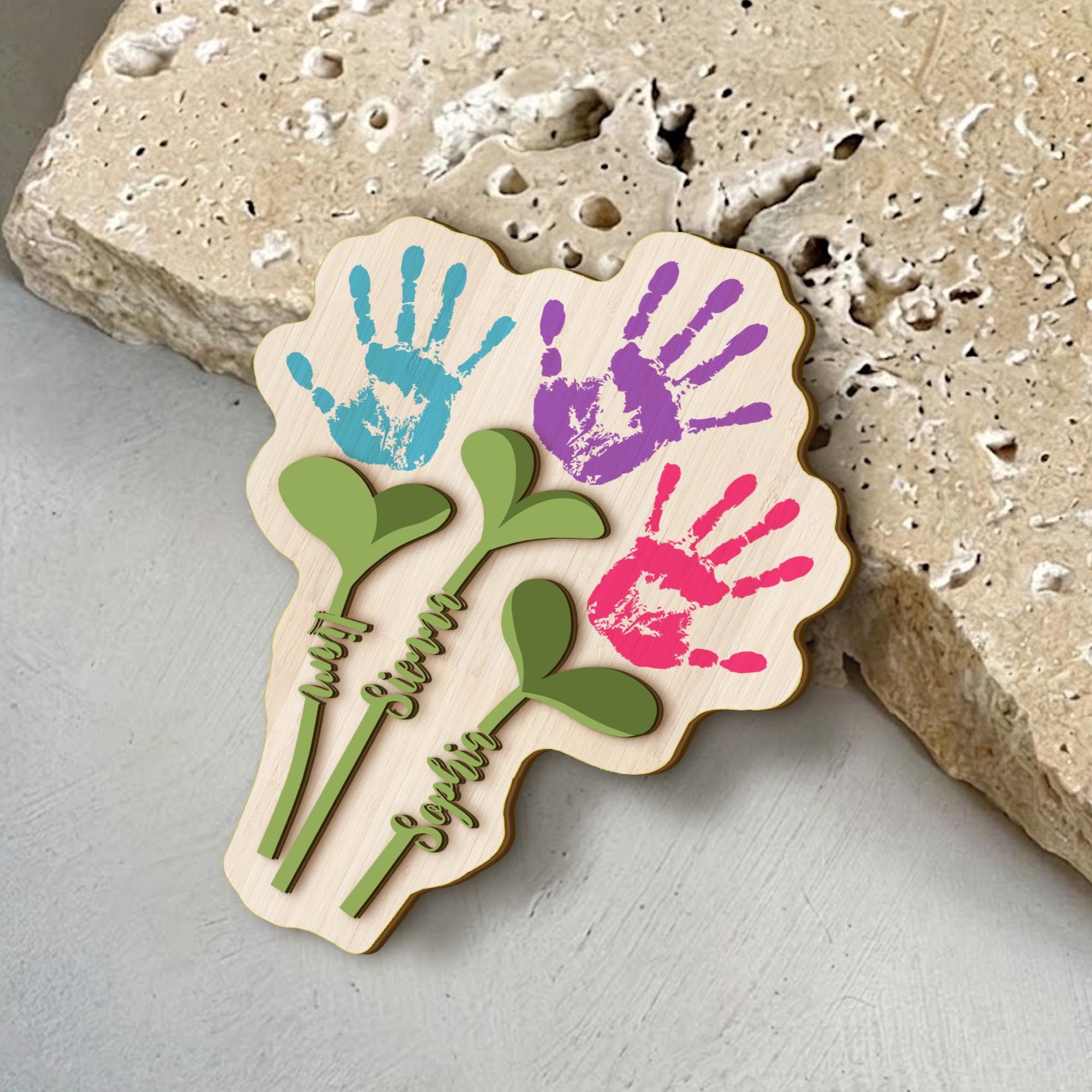 Personalized Handprint Flower Gift for Mom, Wooden Keepsake Mother’s Day Gift, Custom Baby Handprint Plaque, Mom Gift from Kids, Wooden Sign