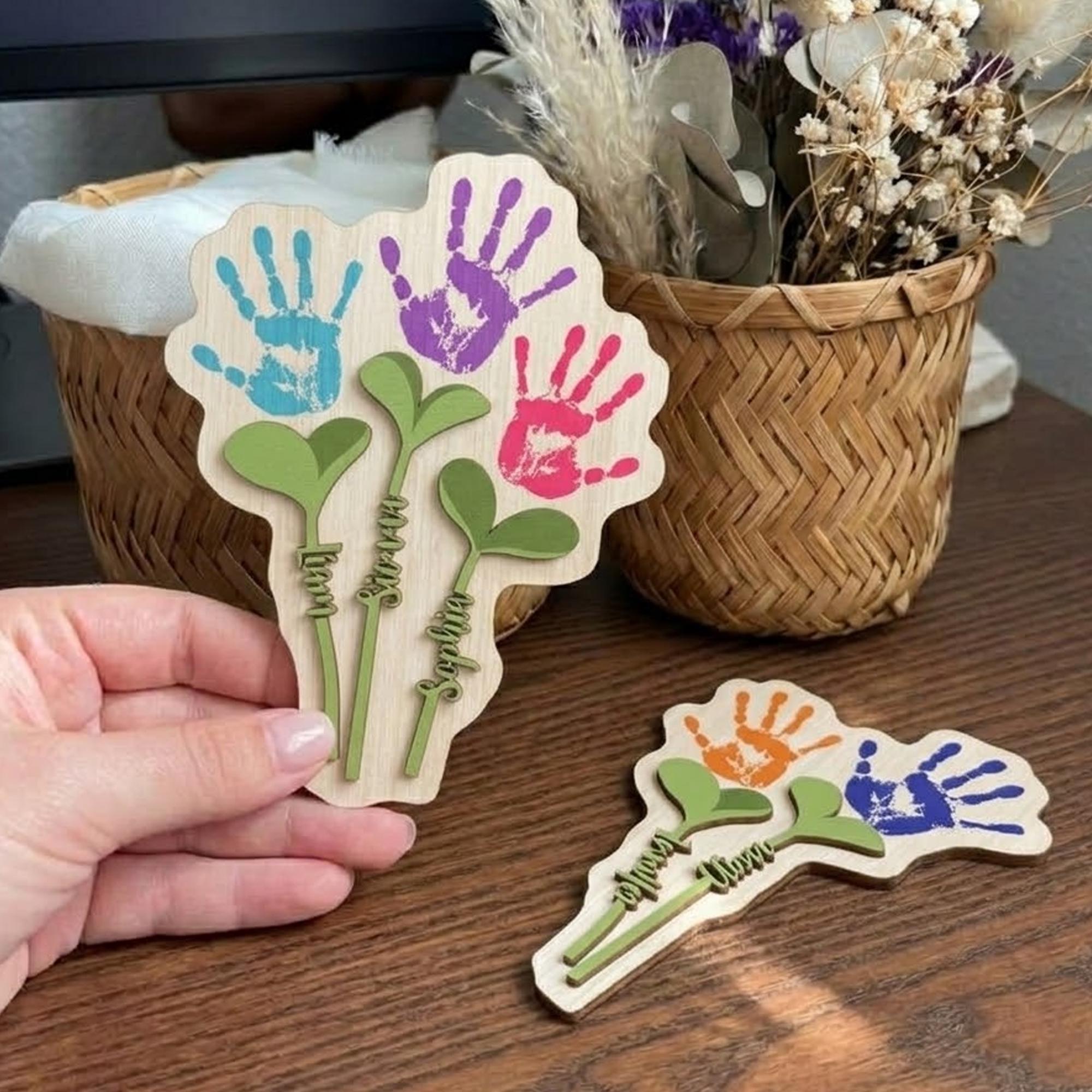 Personalized Handprint Flower Gift for Mom, Wooden Keepsake Mother’s Day Gift, Custom Baby Handprint Plaque, Mom Gift from Kids, Wooden Sign